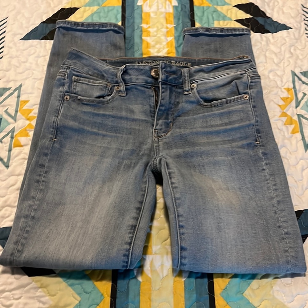 American Eagle size 4 short super stretch